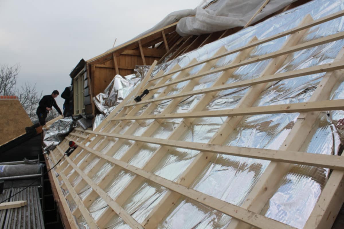 Tetőszerkezet építés