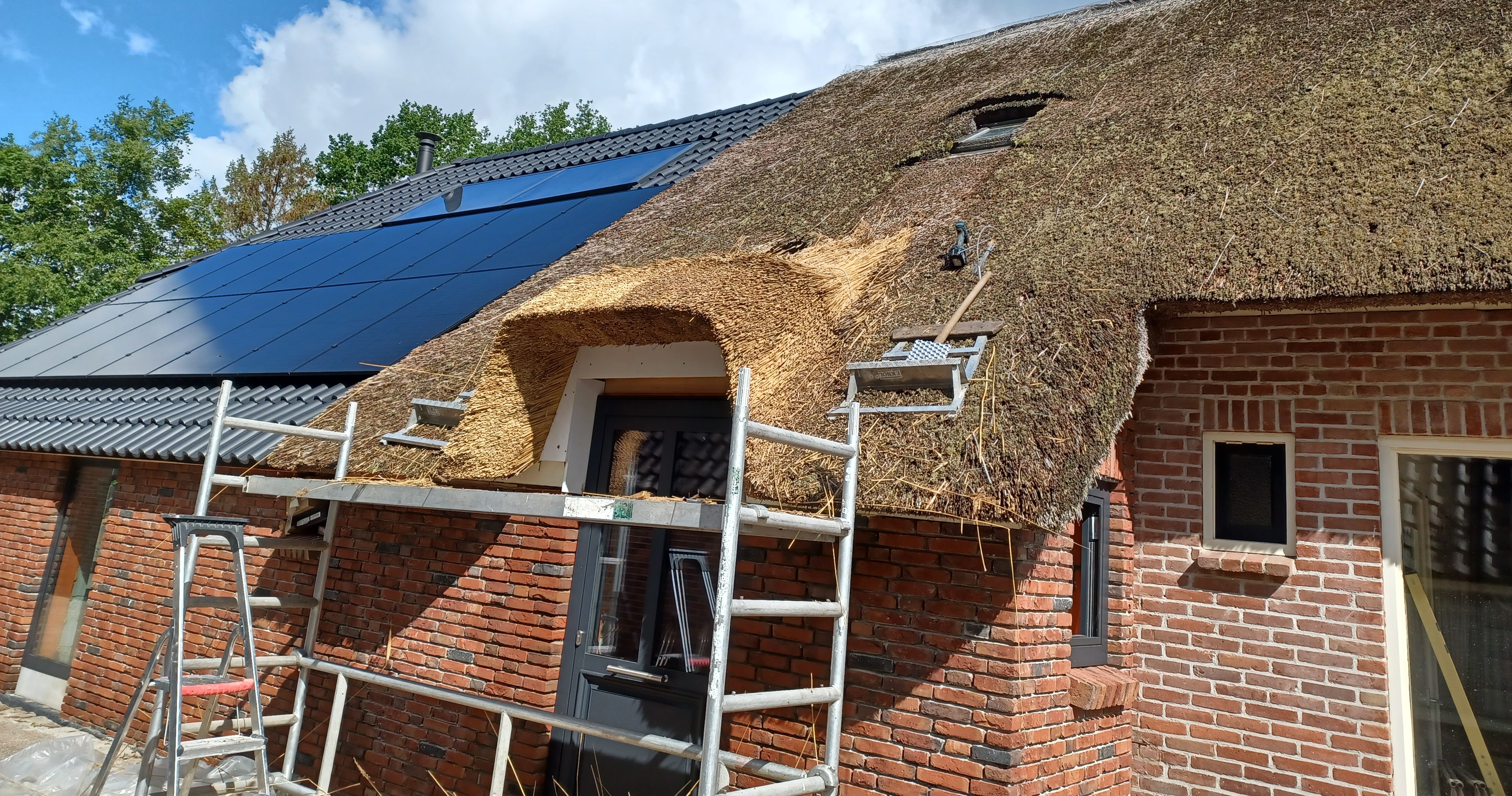 Nádtető tisztítás